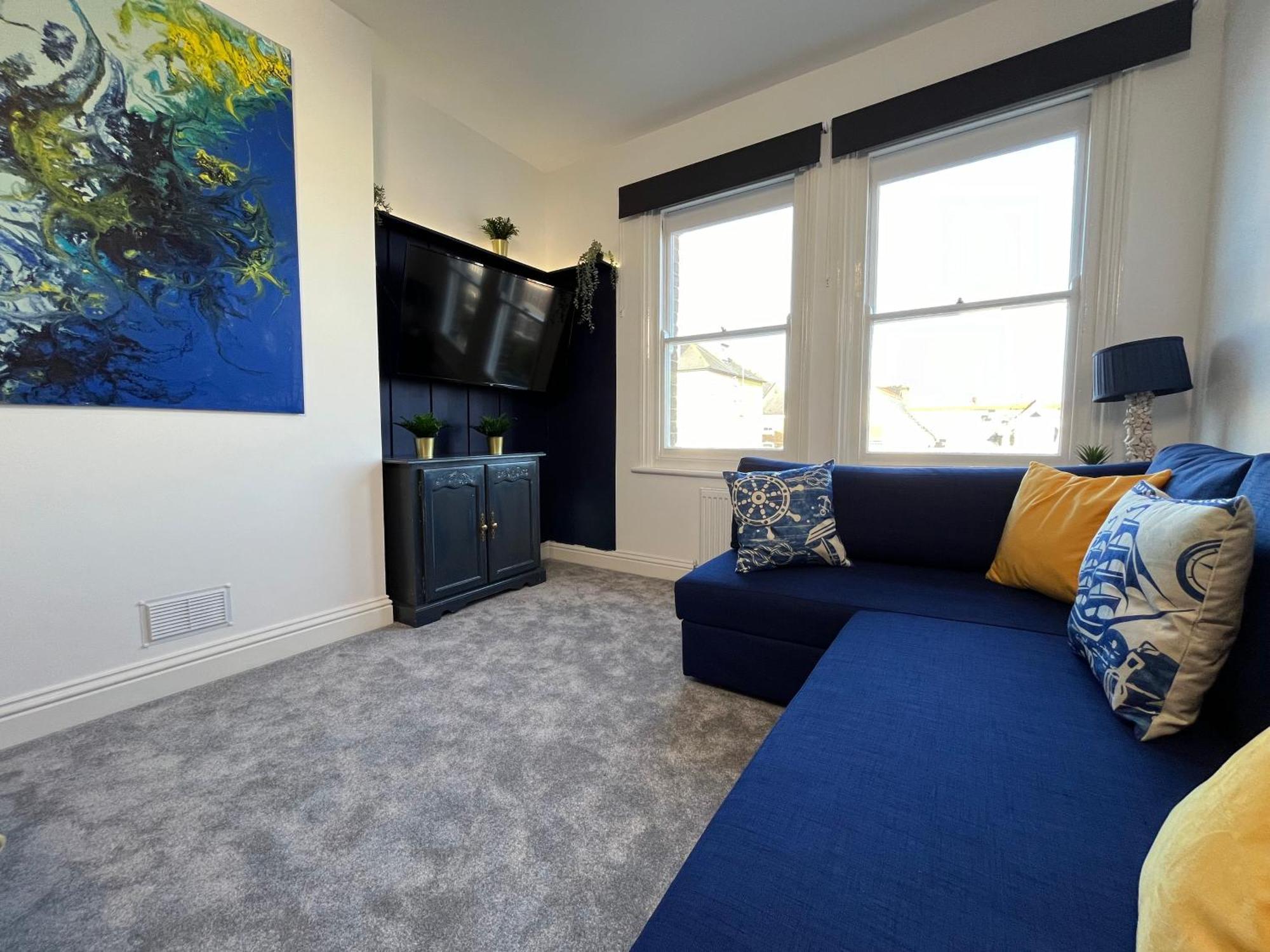 Apartment Seaside Close To Beach, Town, Station
