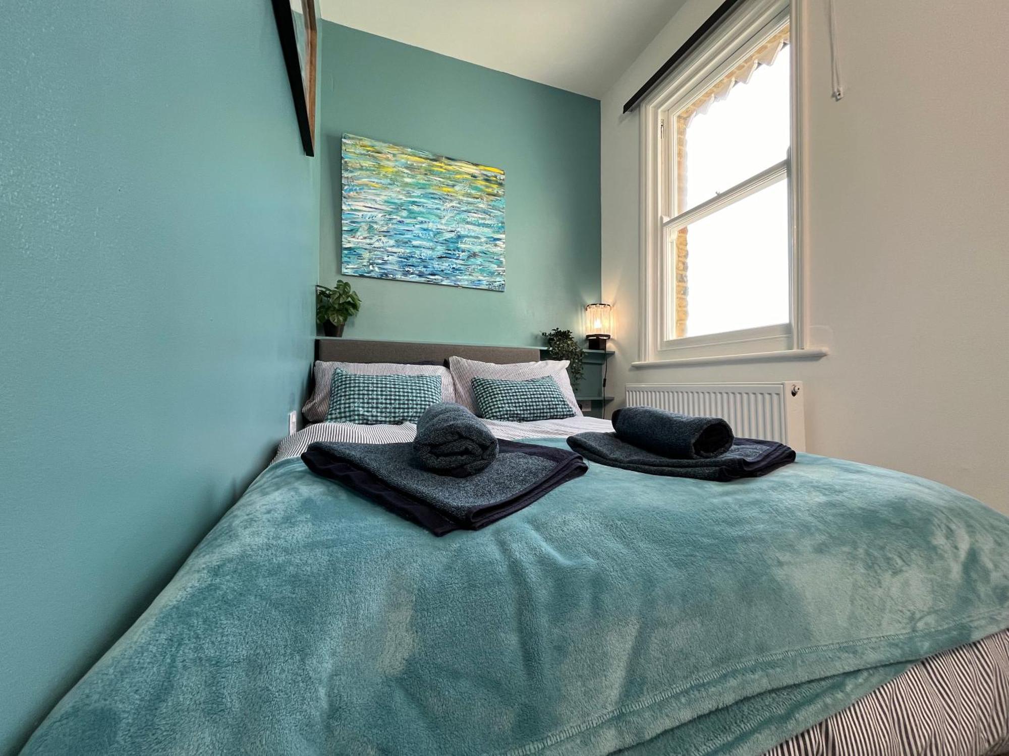 Apartment Seaside Close To Beach, Town, Station *